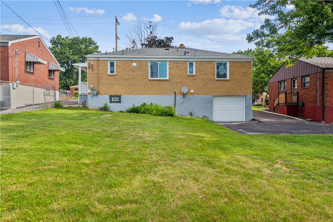 451 Charlotte Dr