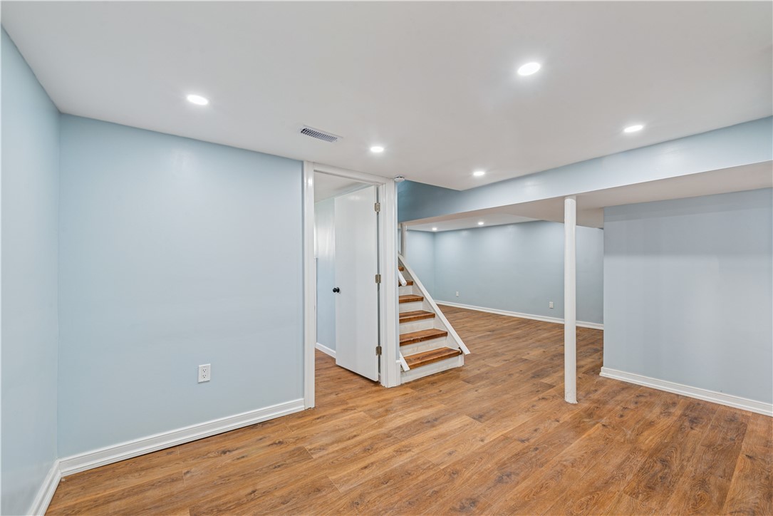 451 Charlotte Dr