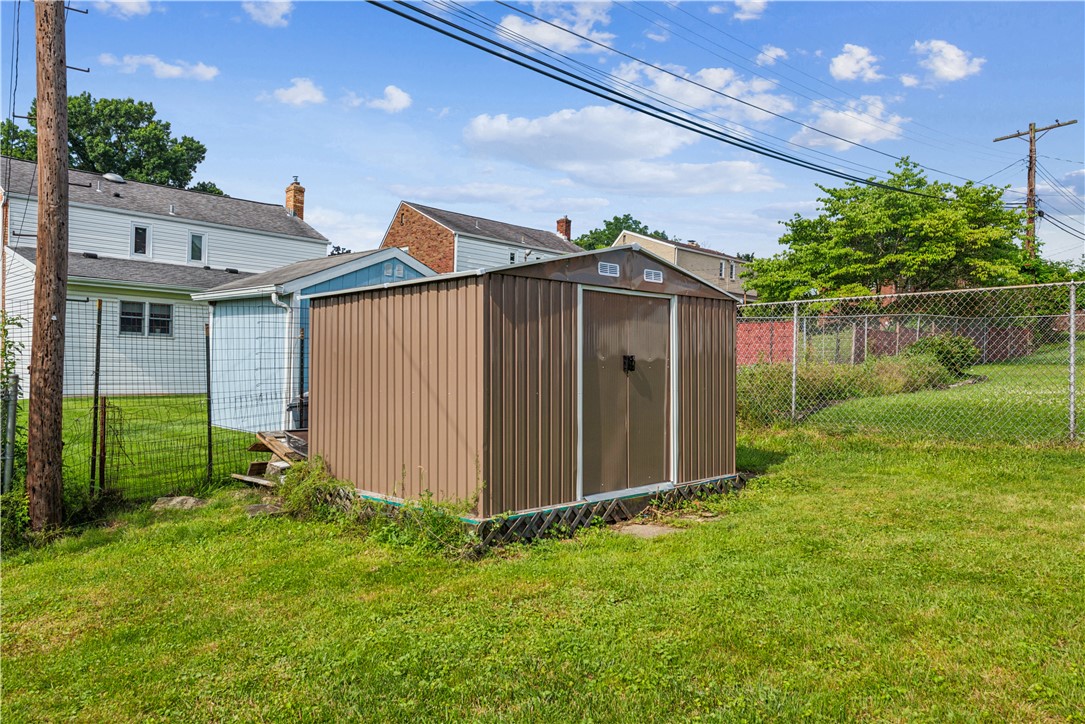 451 Charlotte Dr
