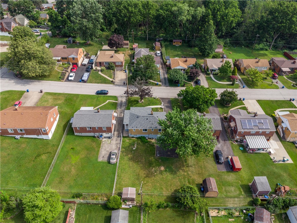 451 Charlotte Dr
