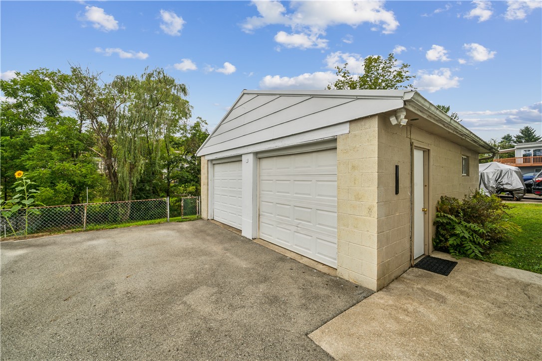 212 Wheatfield Dr