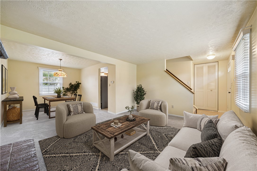 212 Wheatfield Dr