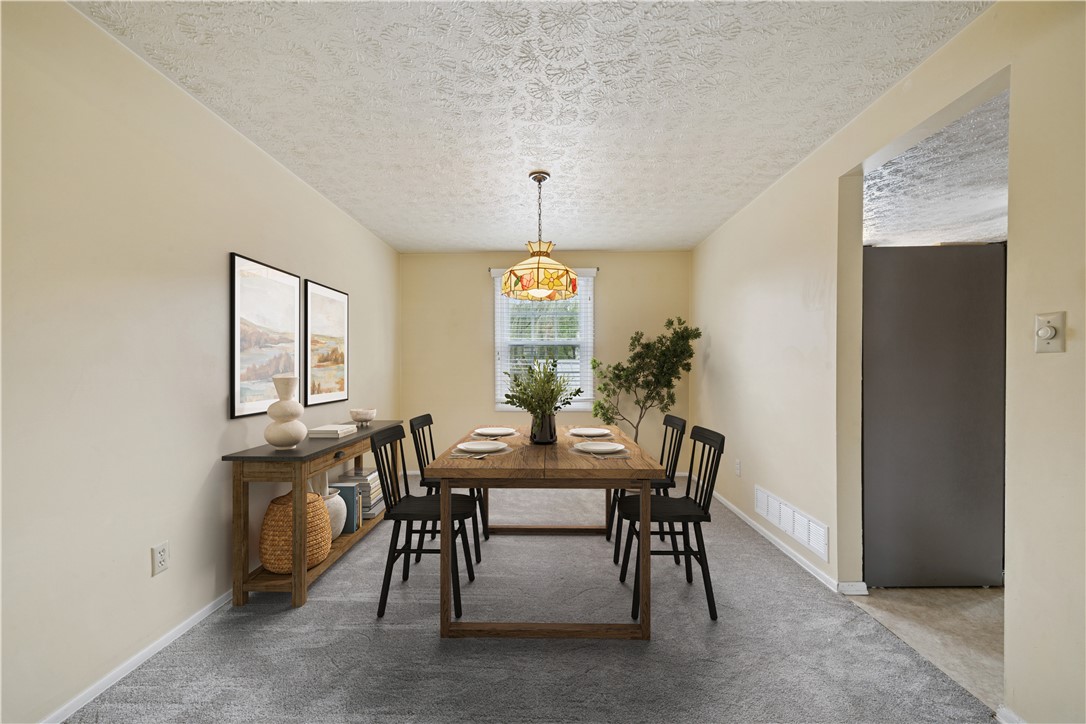 212 Wheatfield Dr