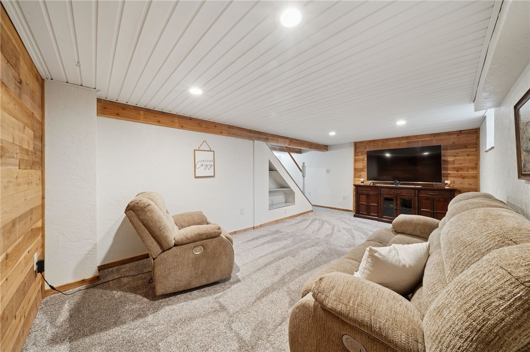 14145 Wayne Dr