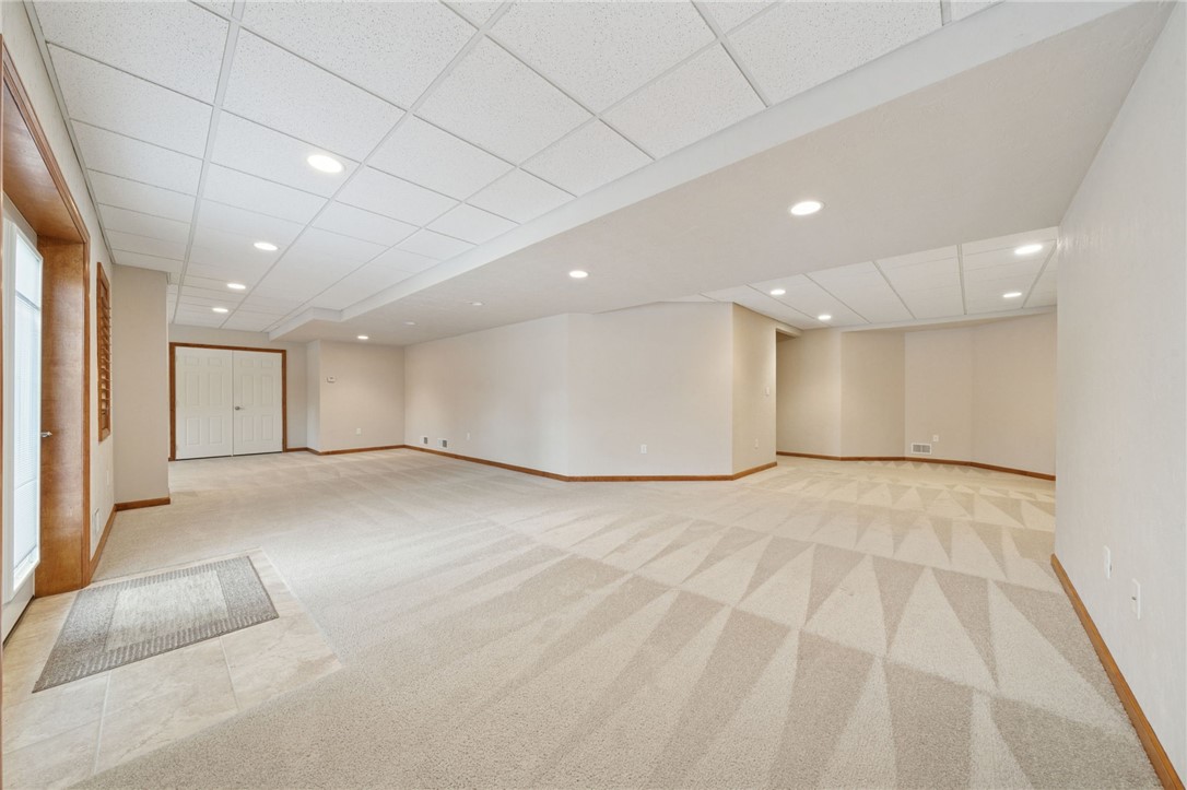 8448 Delaware Ave