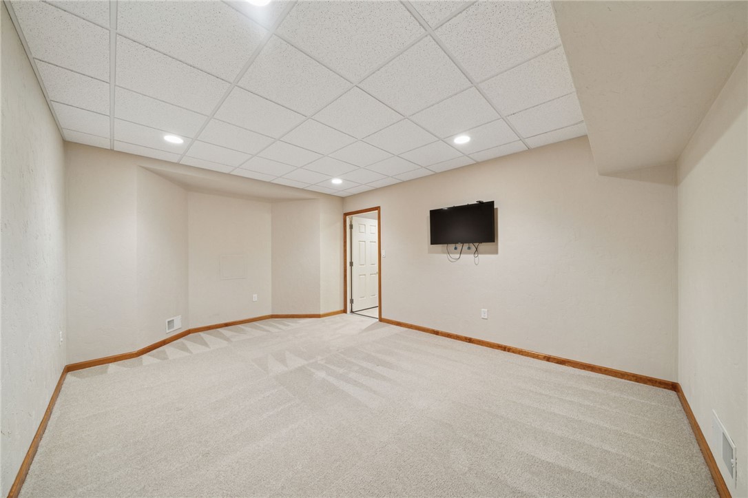 8448 Delaware Ave