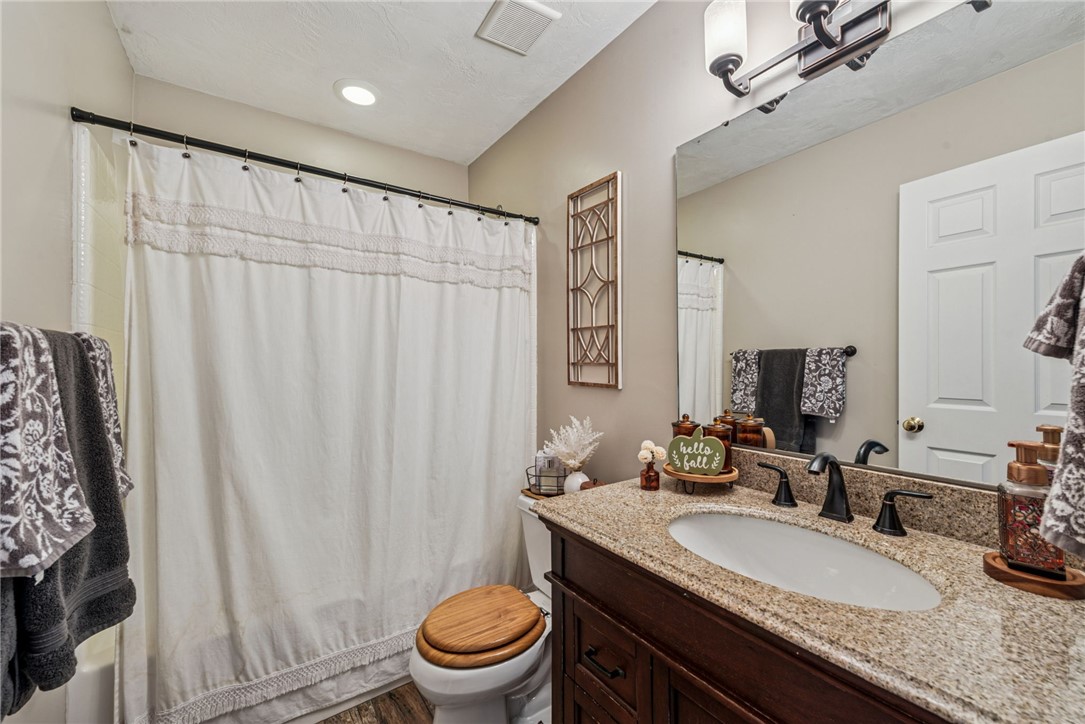 1525 Jennifer Ct