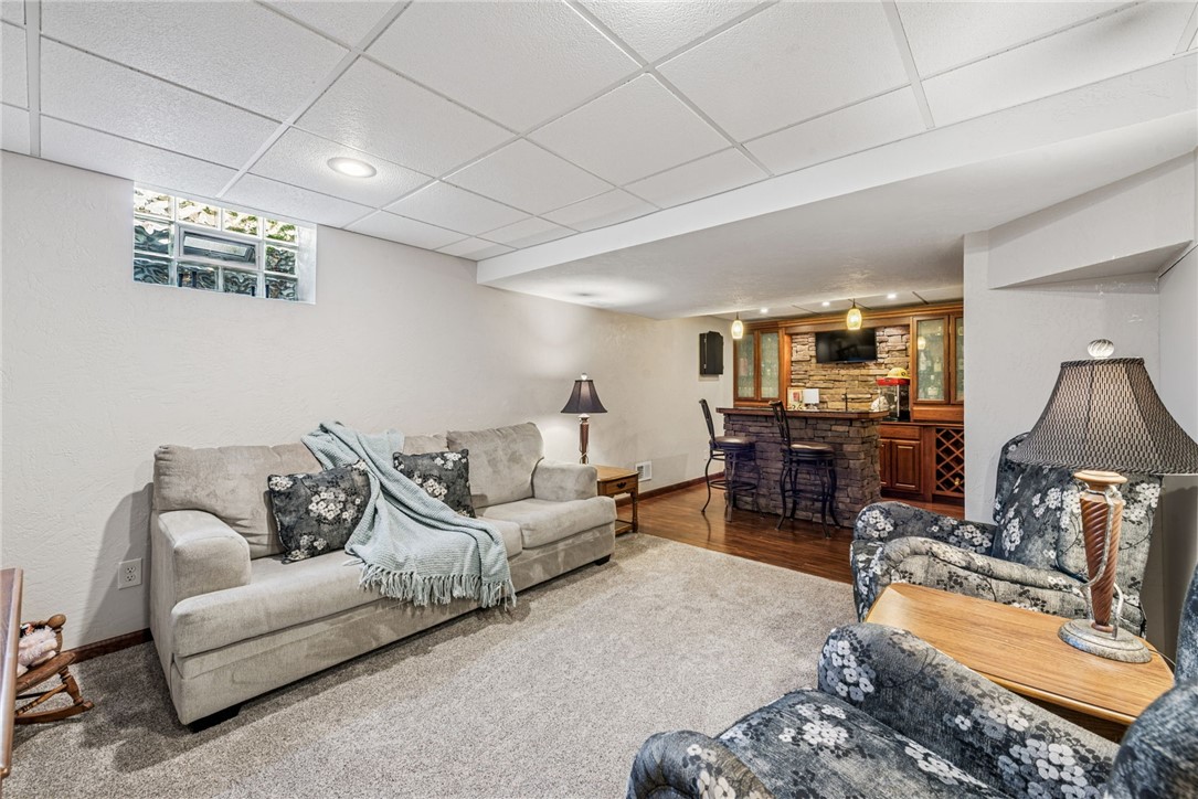 1525 Jennifer Ct