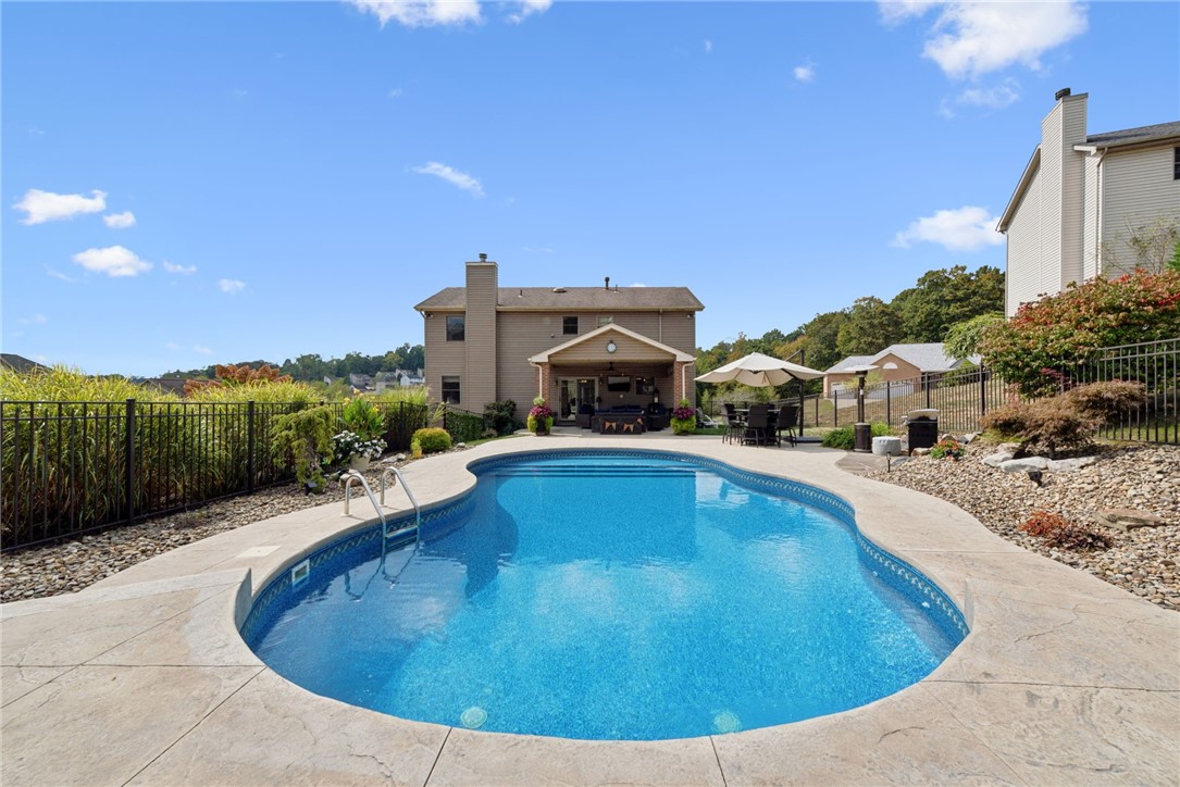 1525 Jennifer Ct