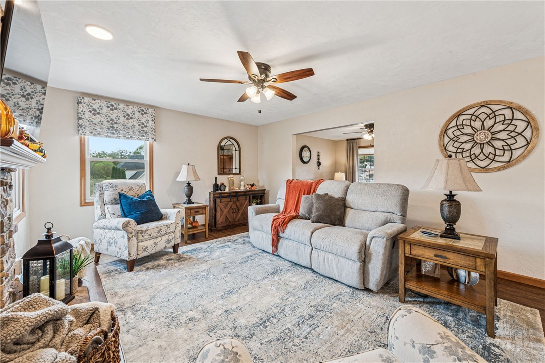 1525 Jennifer Ct