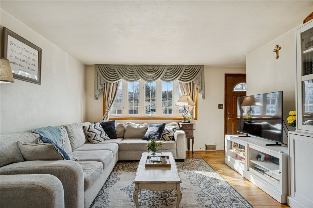 13723 Ormsby