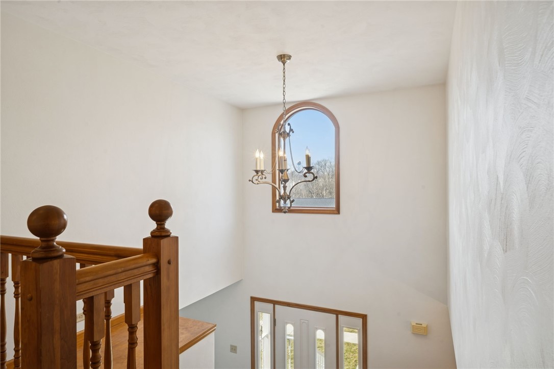 1051 Finchley Rd