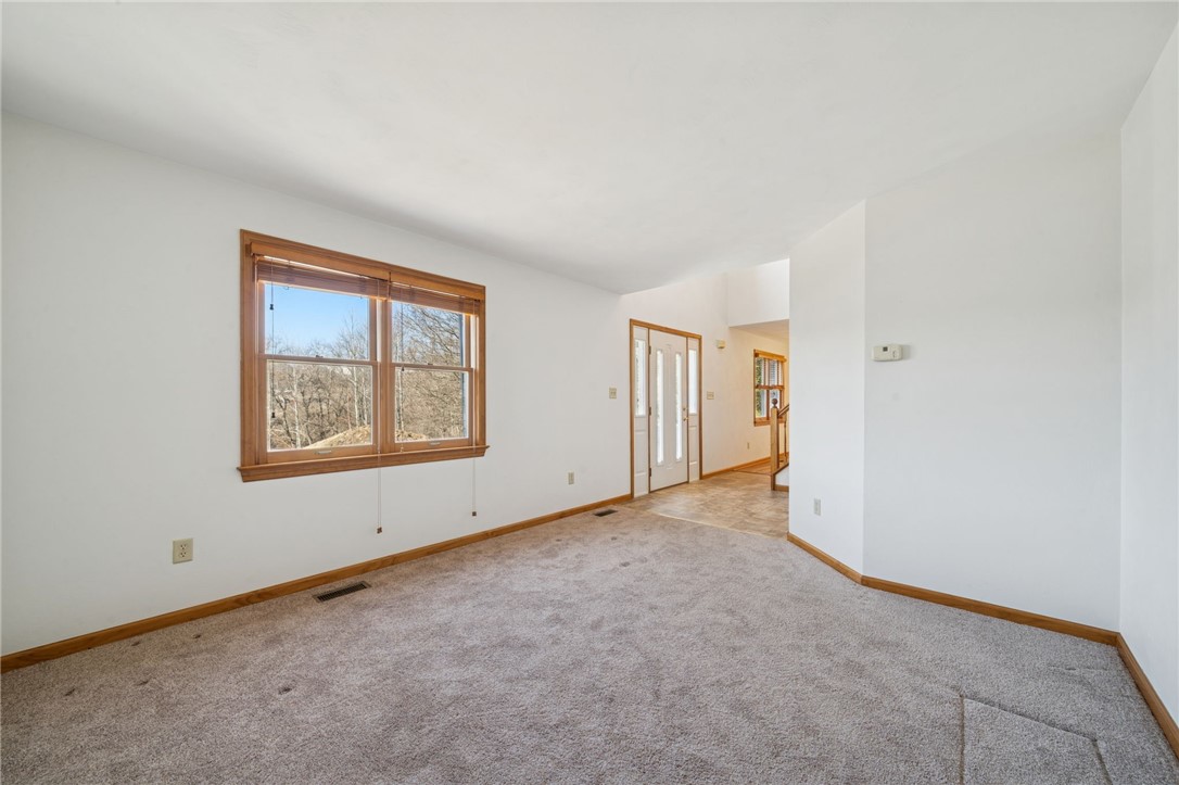 1051 Finchley Rd