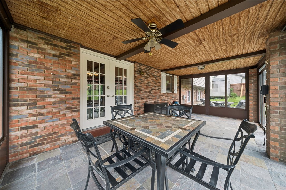 4044 Briarwood Dr