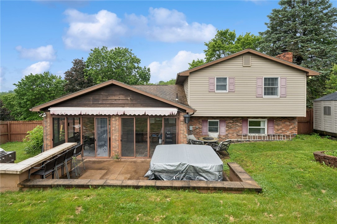 4044 Briarwood Dr