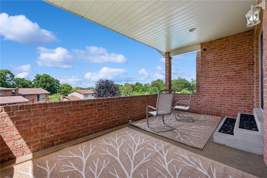 9331 Pembroke Cir