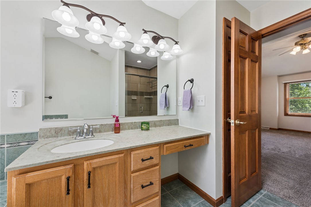 9331 Pembroke Cir