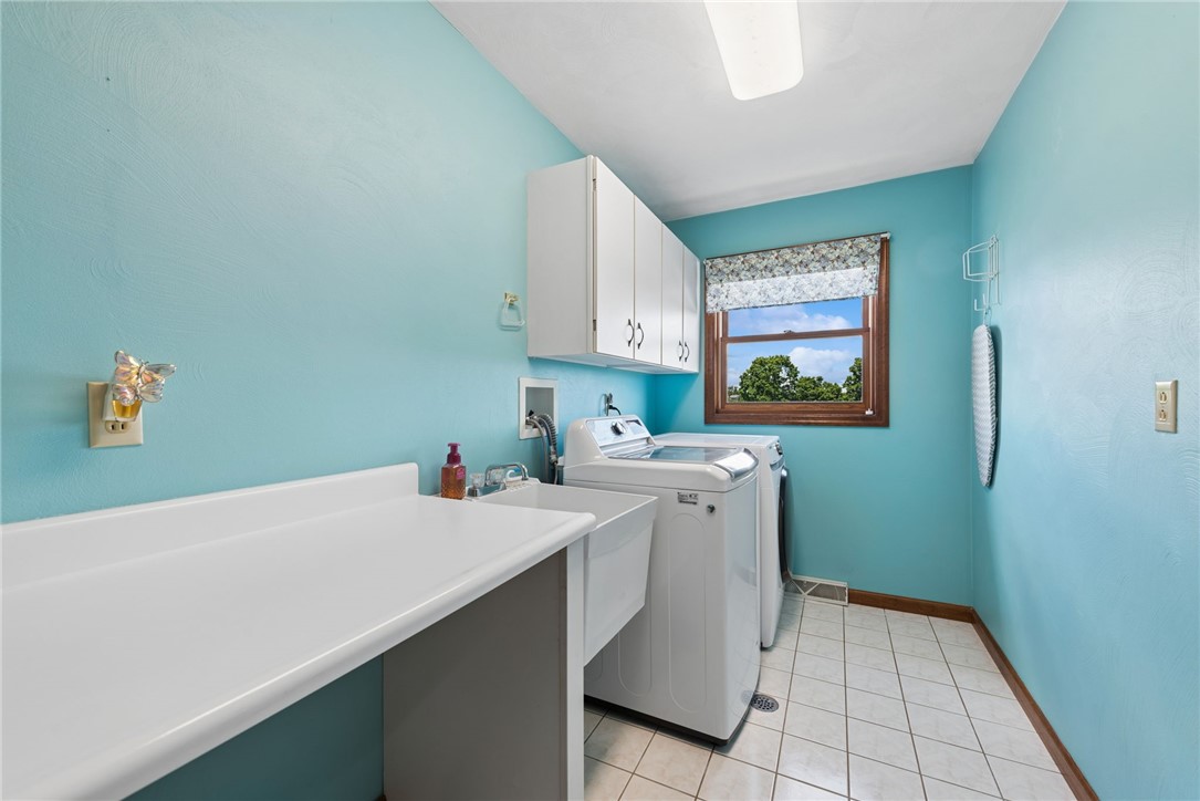 9331 Pembroke Cir