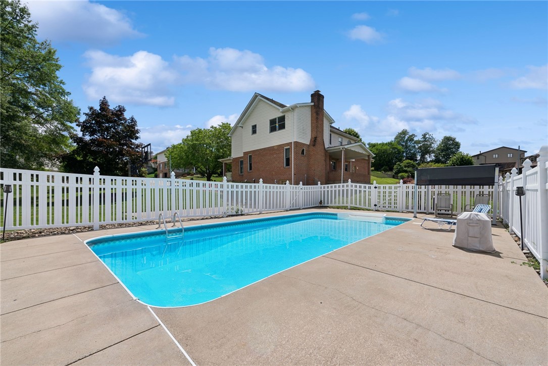 9331 Pembroke Cir