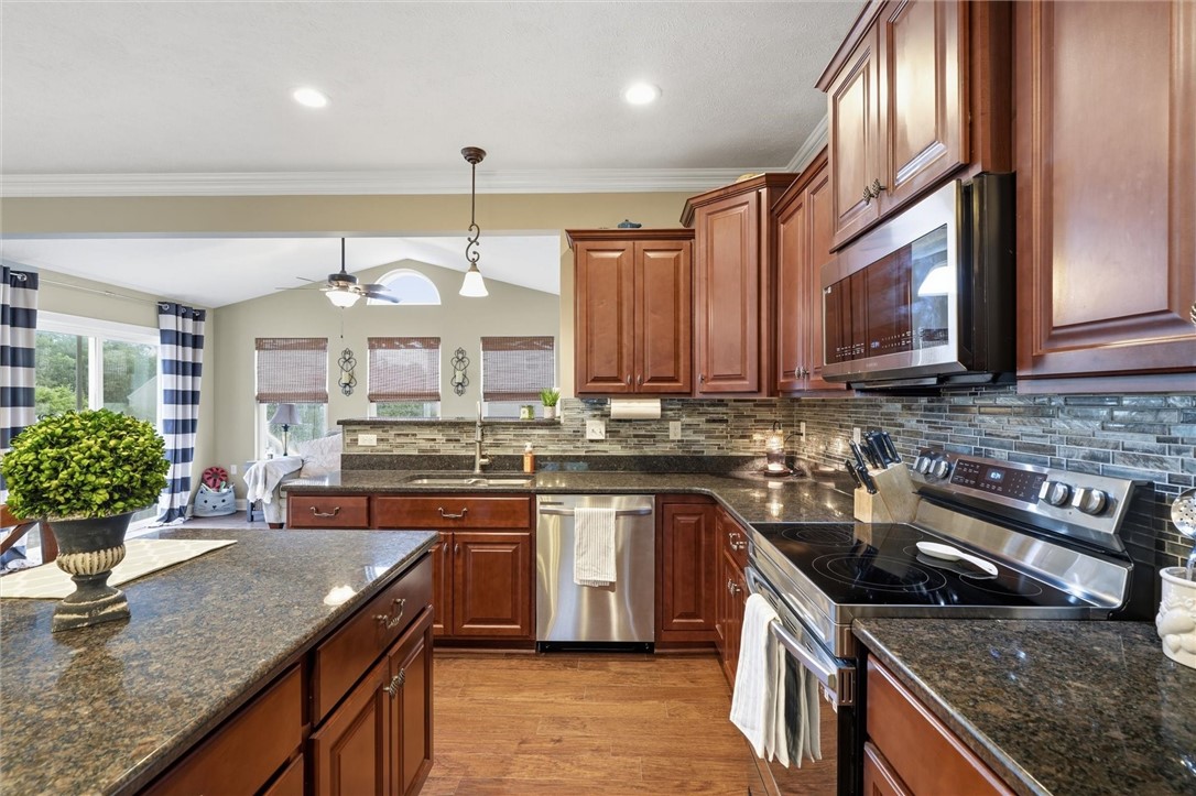 11623 Salerno Dr