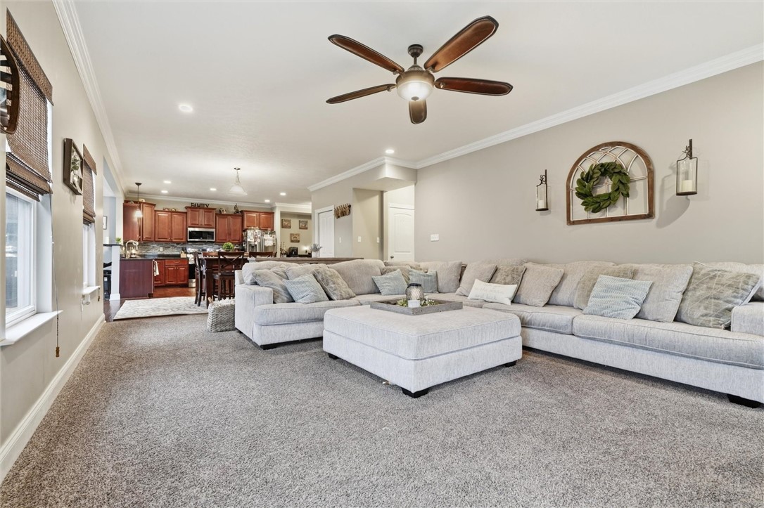 11623 Salerno Dr