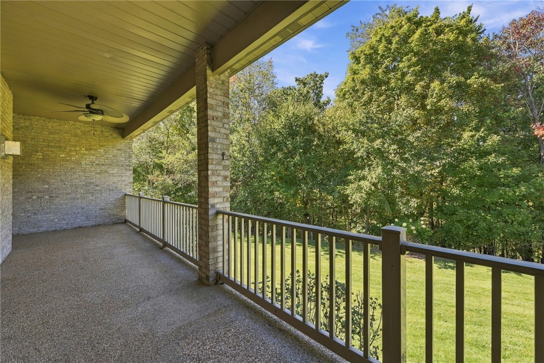 706 Forest Oaks Trl