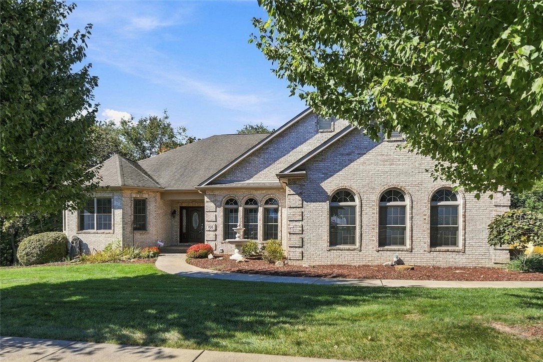 706 Forest Oaks Trl