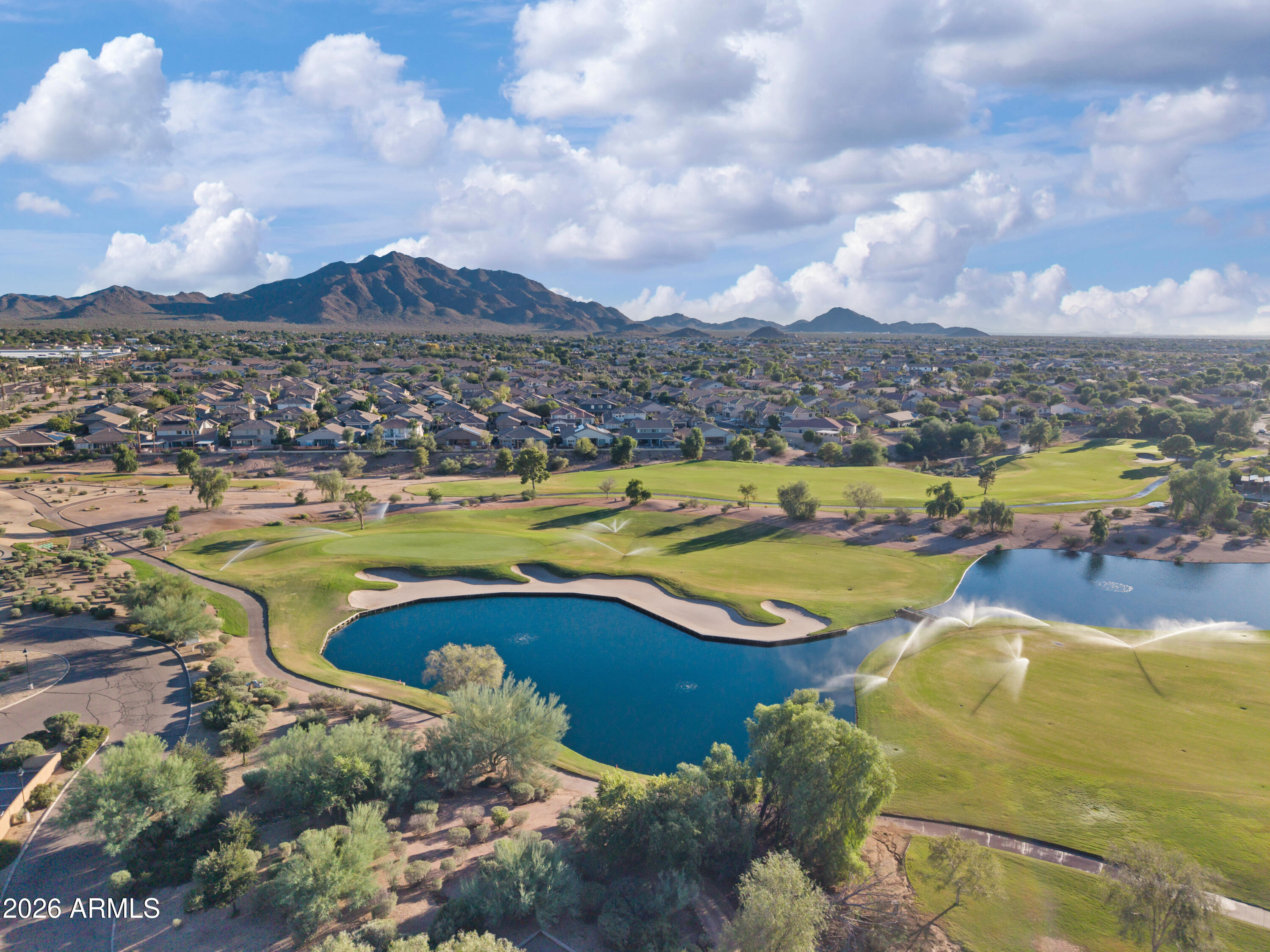 3586 E RIOPELLE Court