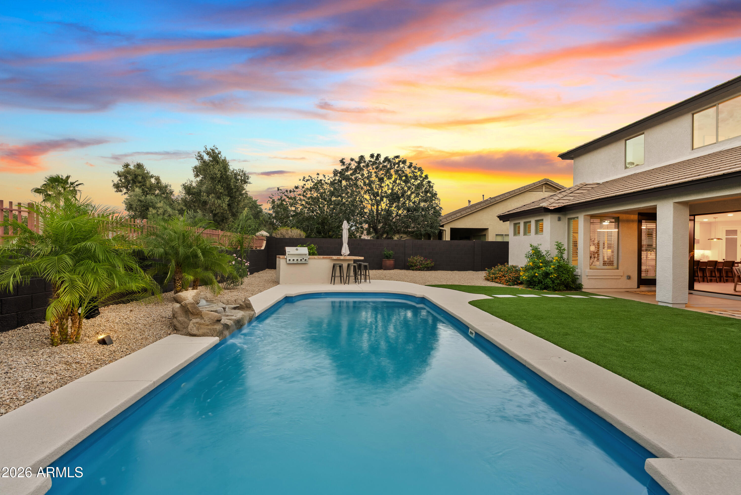 3586 E RIOPELLE Court
