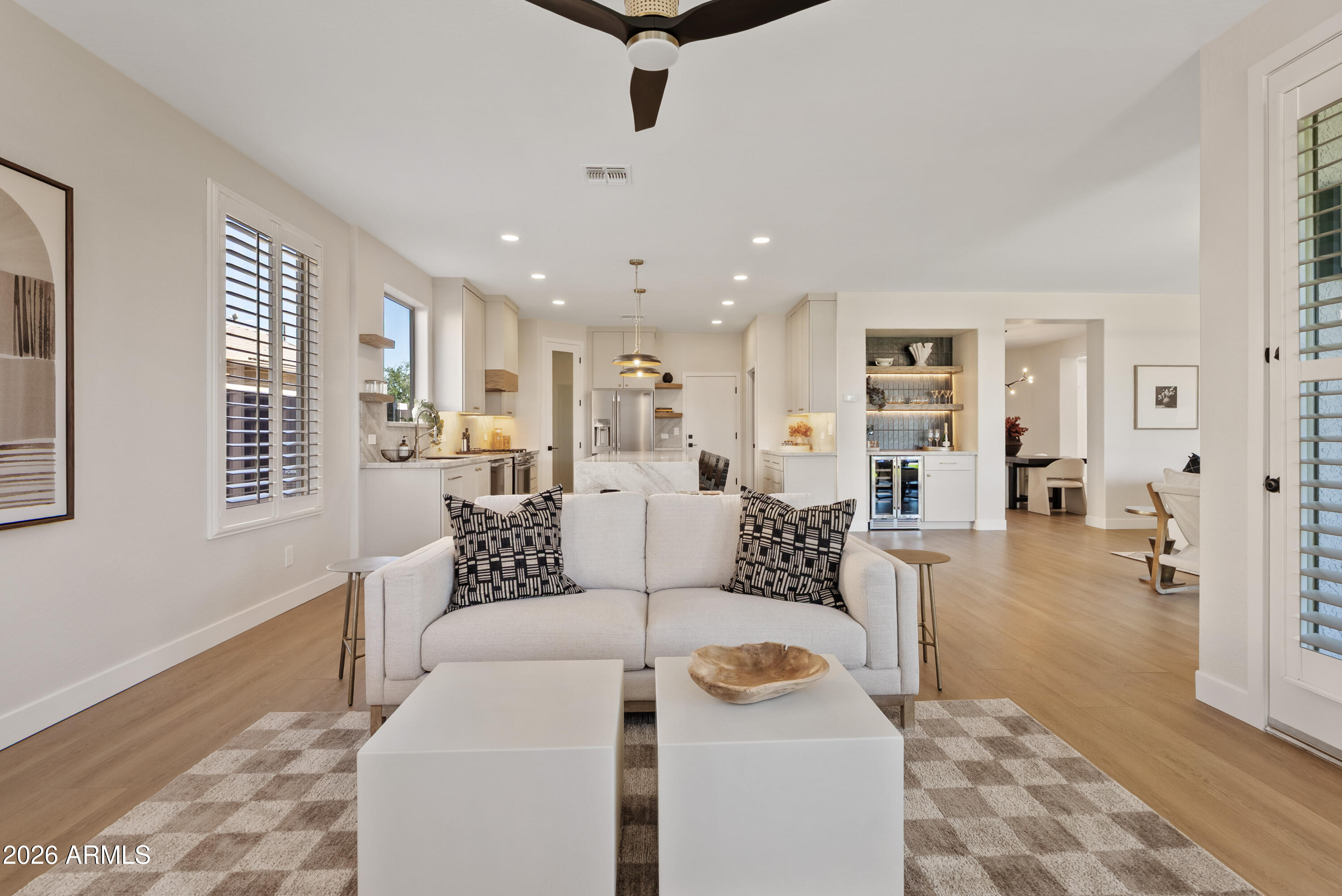 3586 E RIOPELLE Court