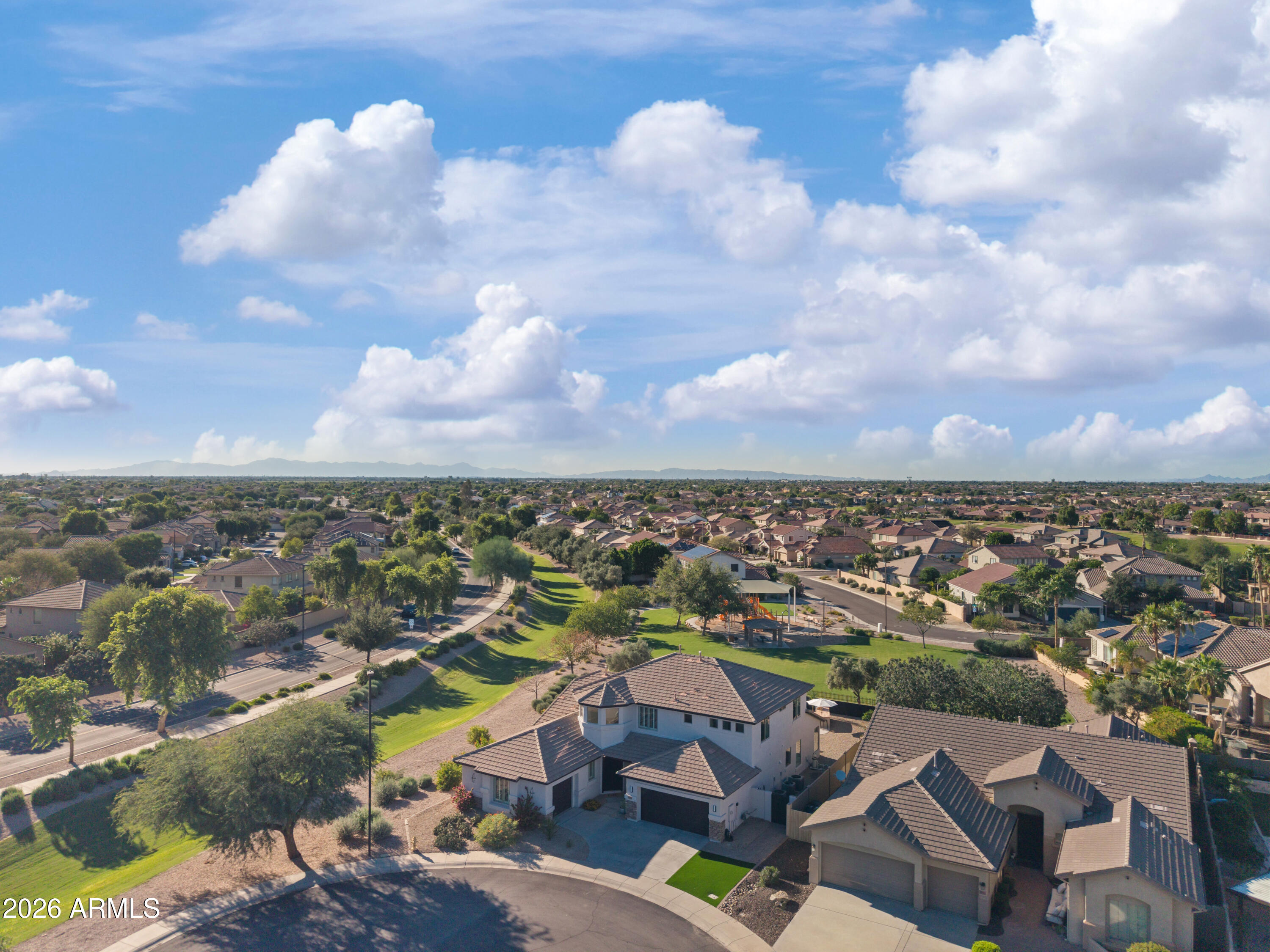 3586 E RIOPELLE Court