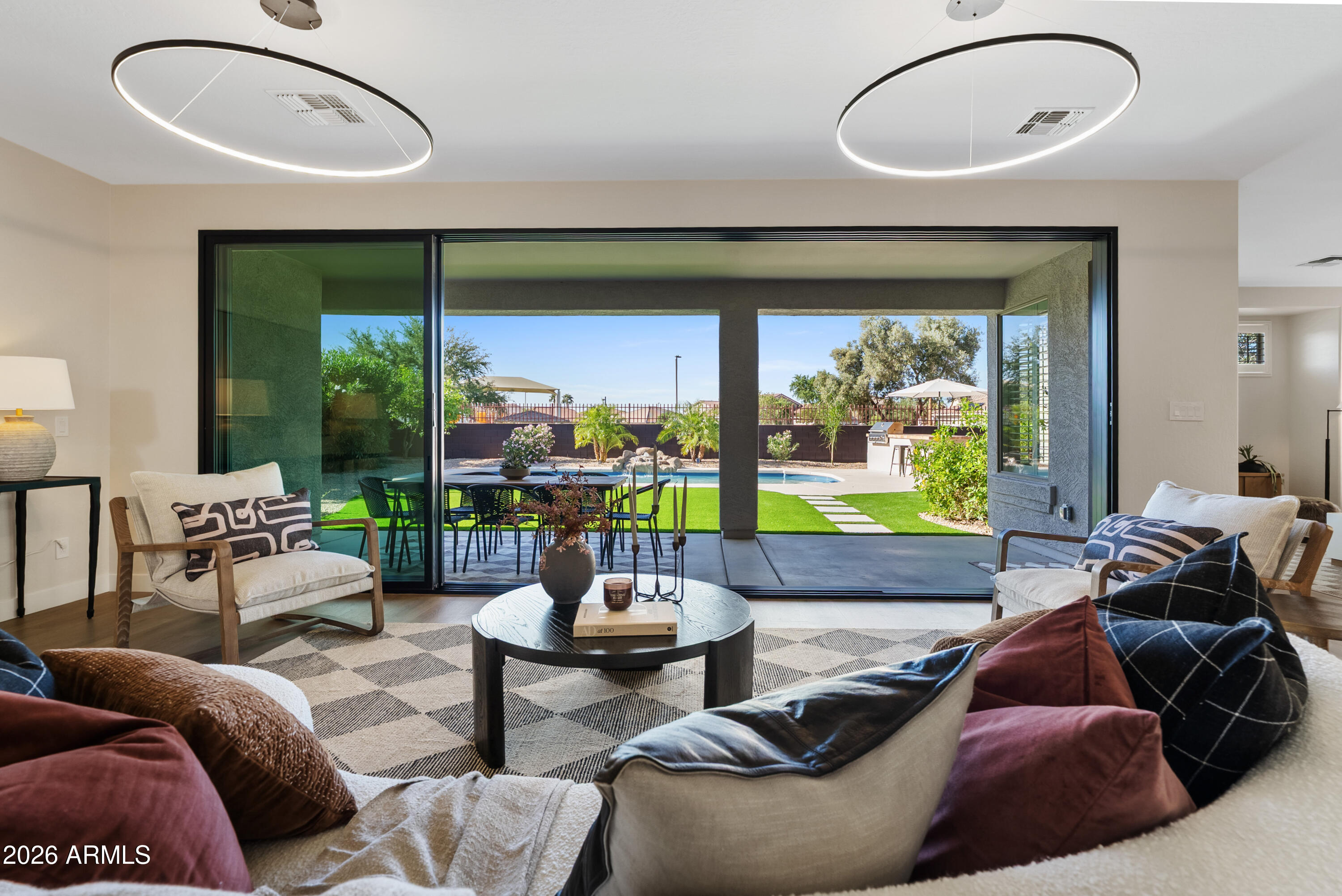 3586 E RIOPELLE Court