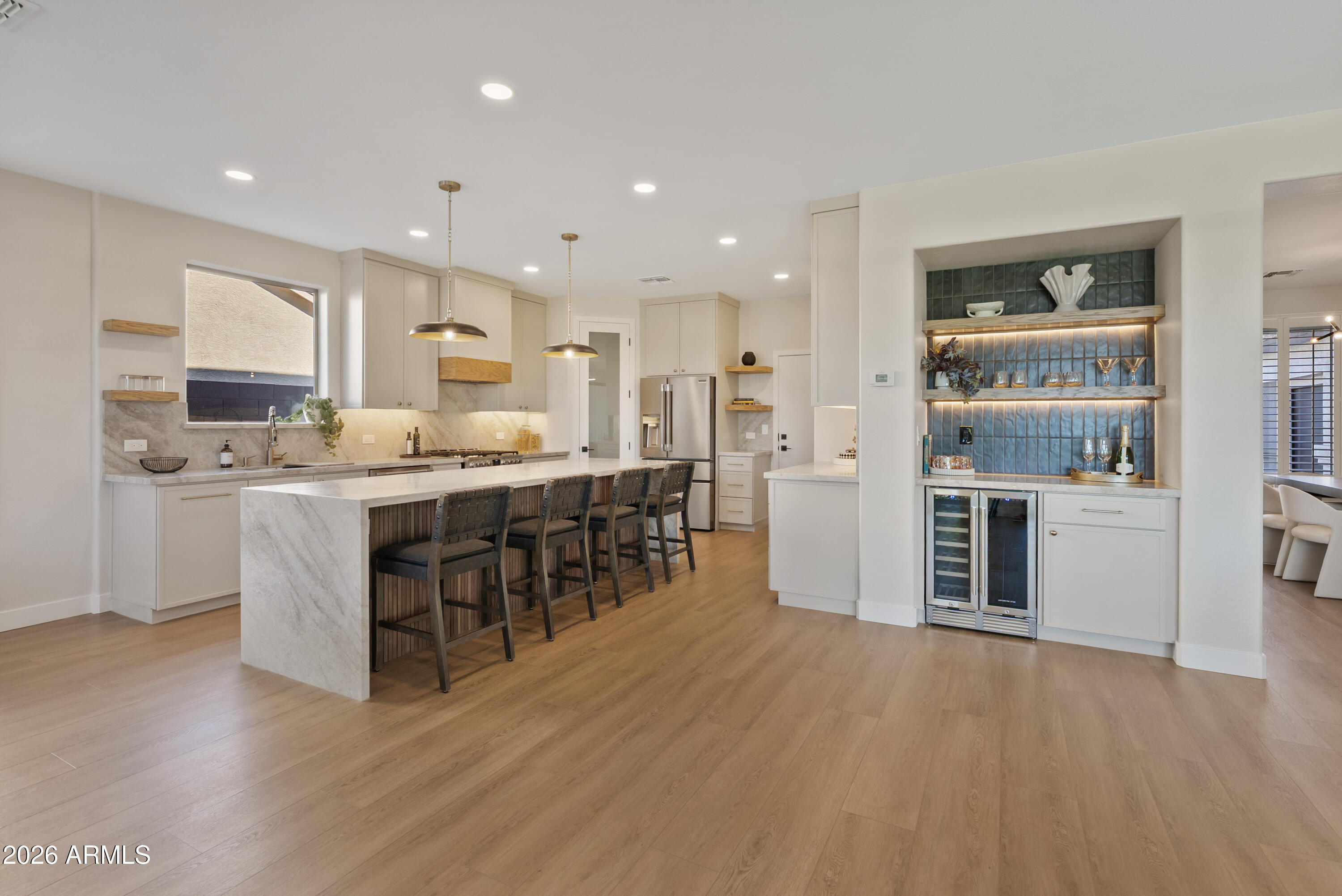 3586 E RIOPELLE Court