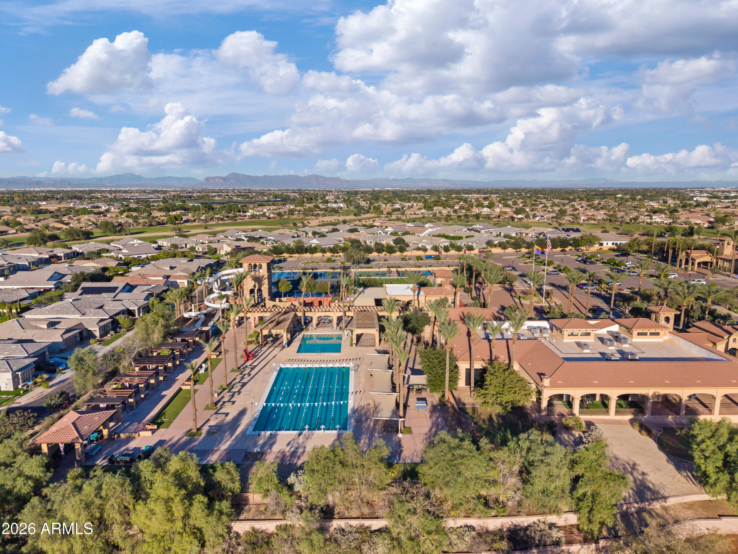 3586 E RIOPELLE Court