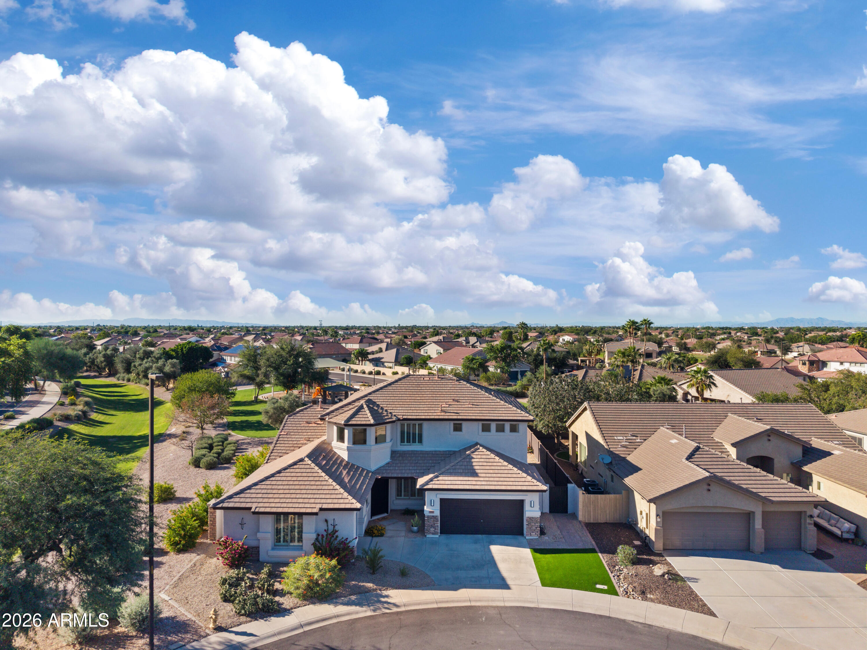 3586 E RIOPELLE Court