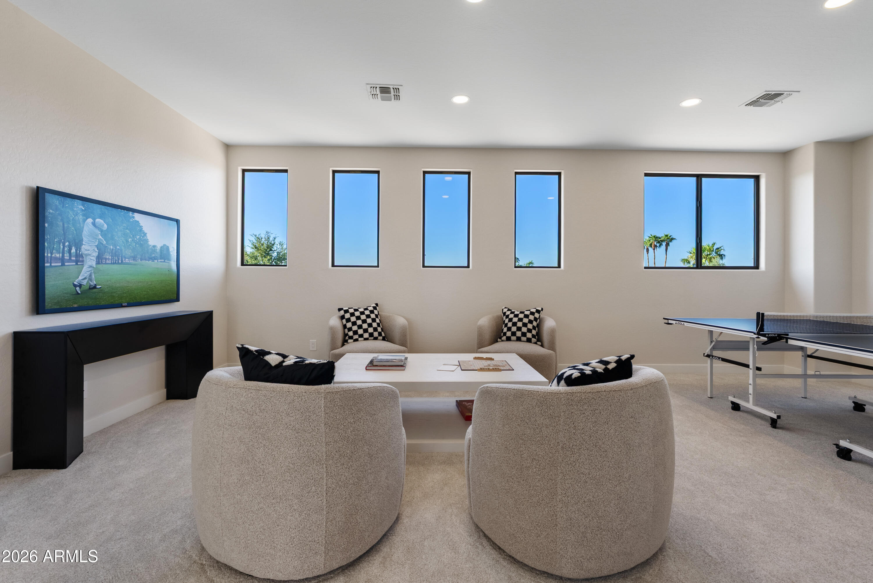 3586 E RIOPELLE Court
