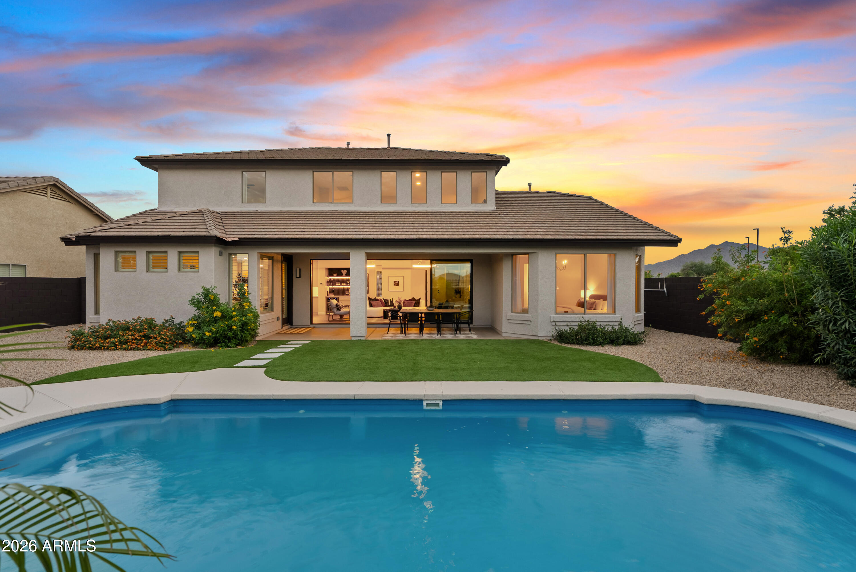 3586 E RIOPELLE Court