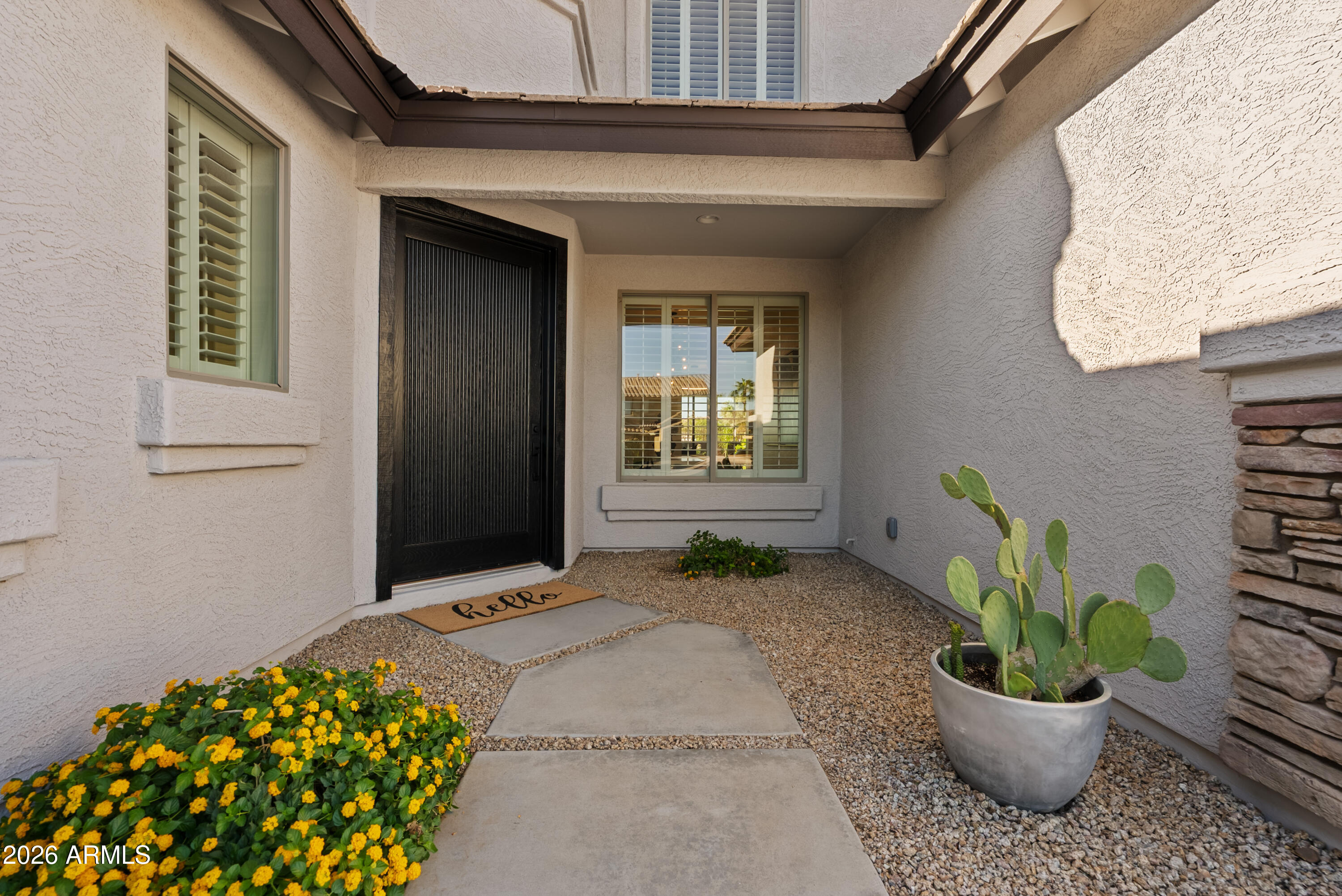 3586 E RIOPELLE Court