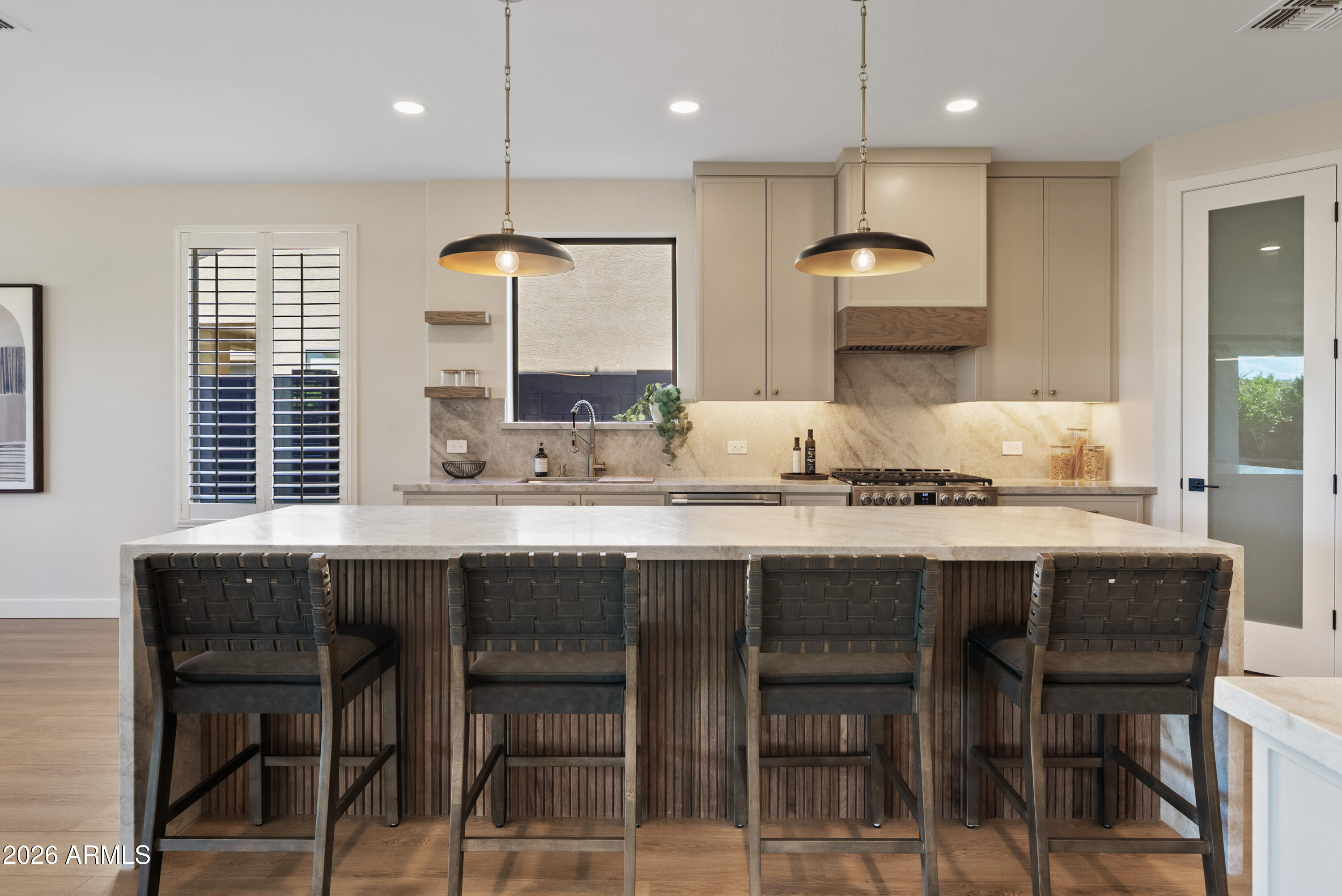 3586 E RIOPELLE Court