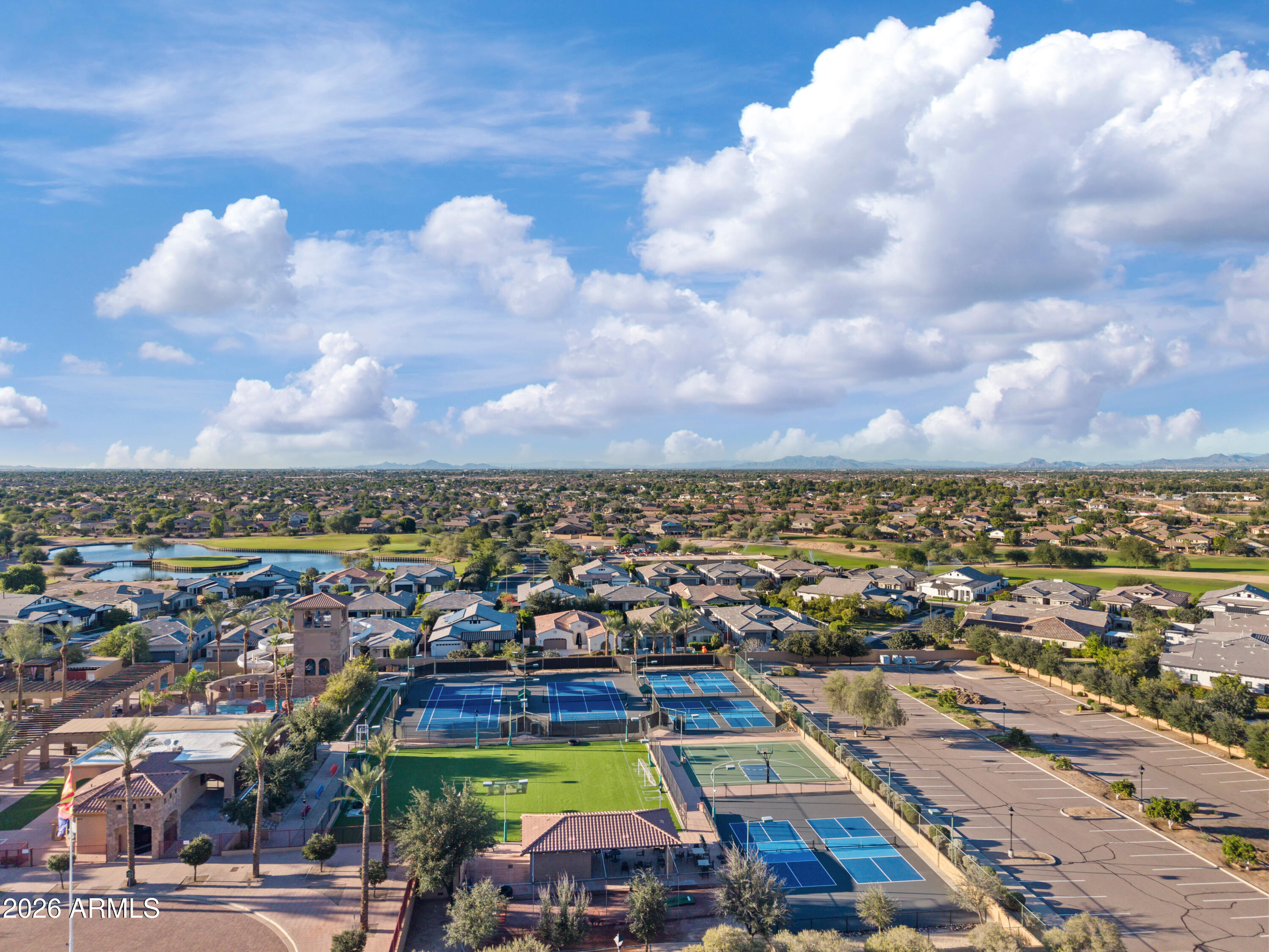 3586 E RIOPELLE Court