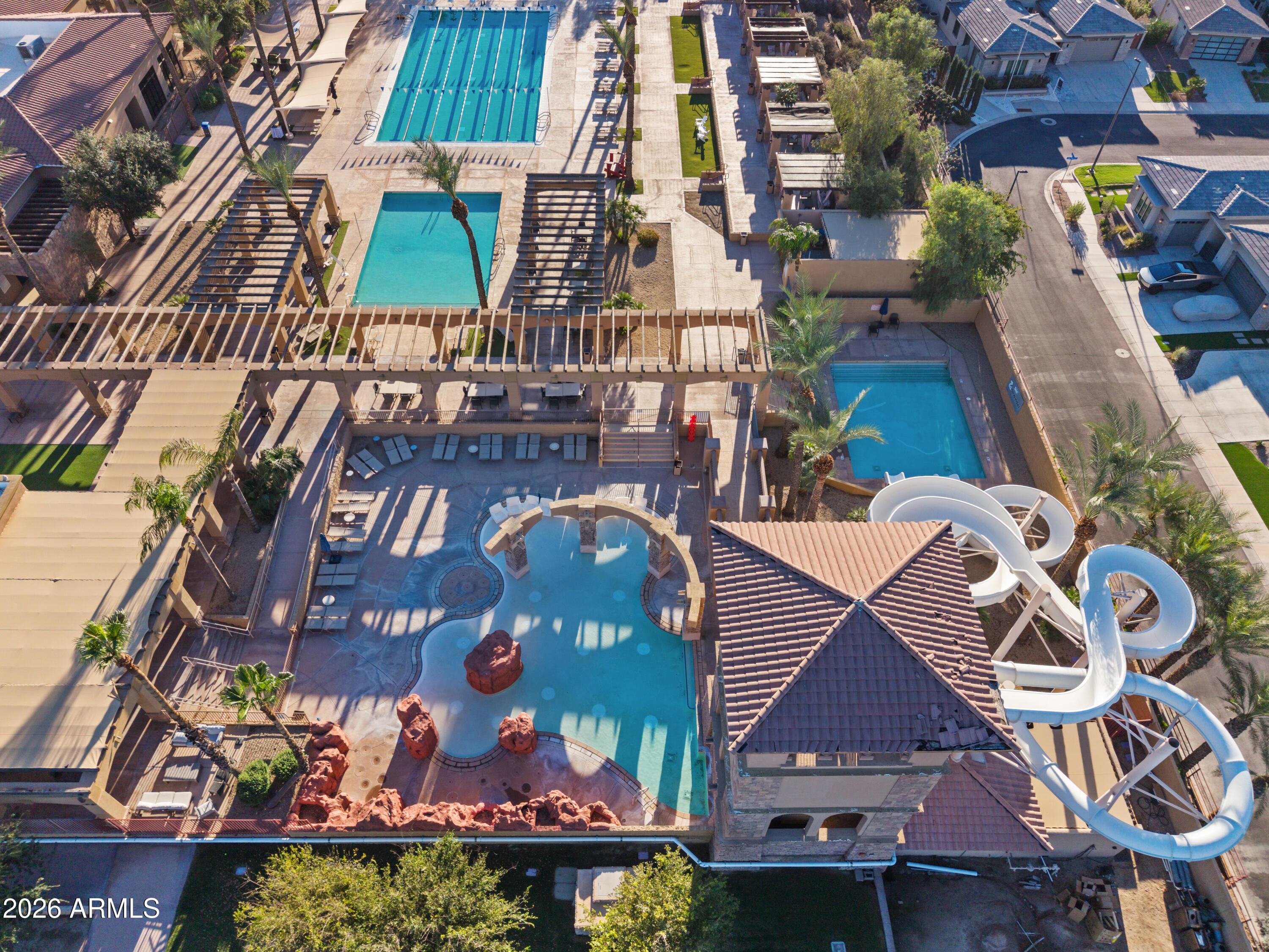 3586 E RIOPELLE Court