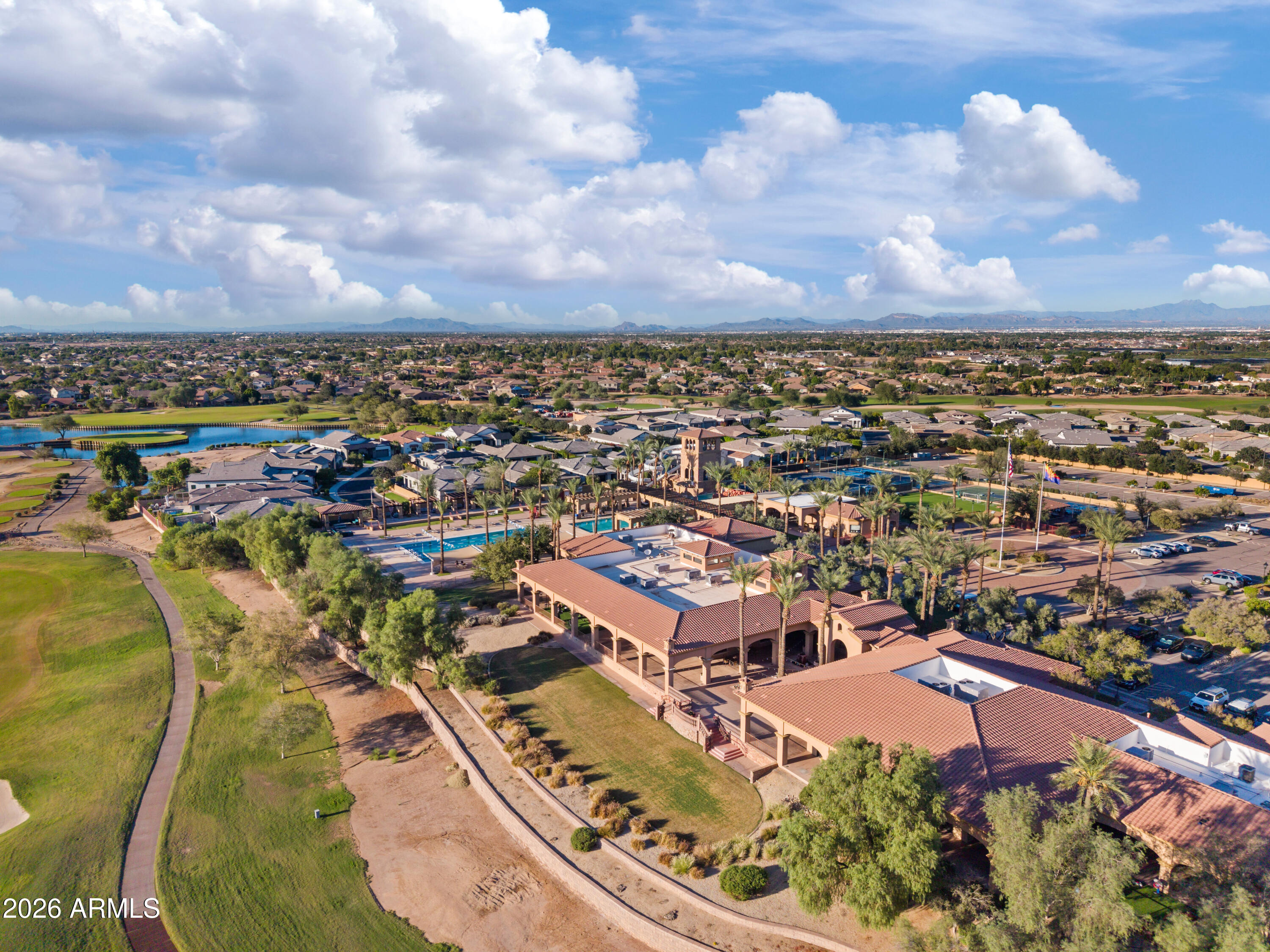 3586 E RIOPELLE Court