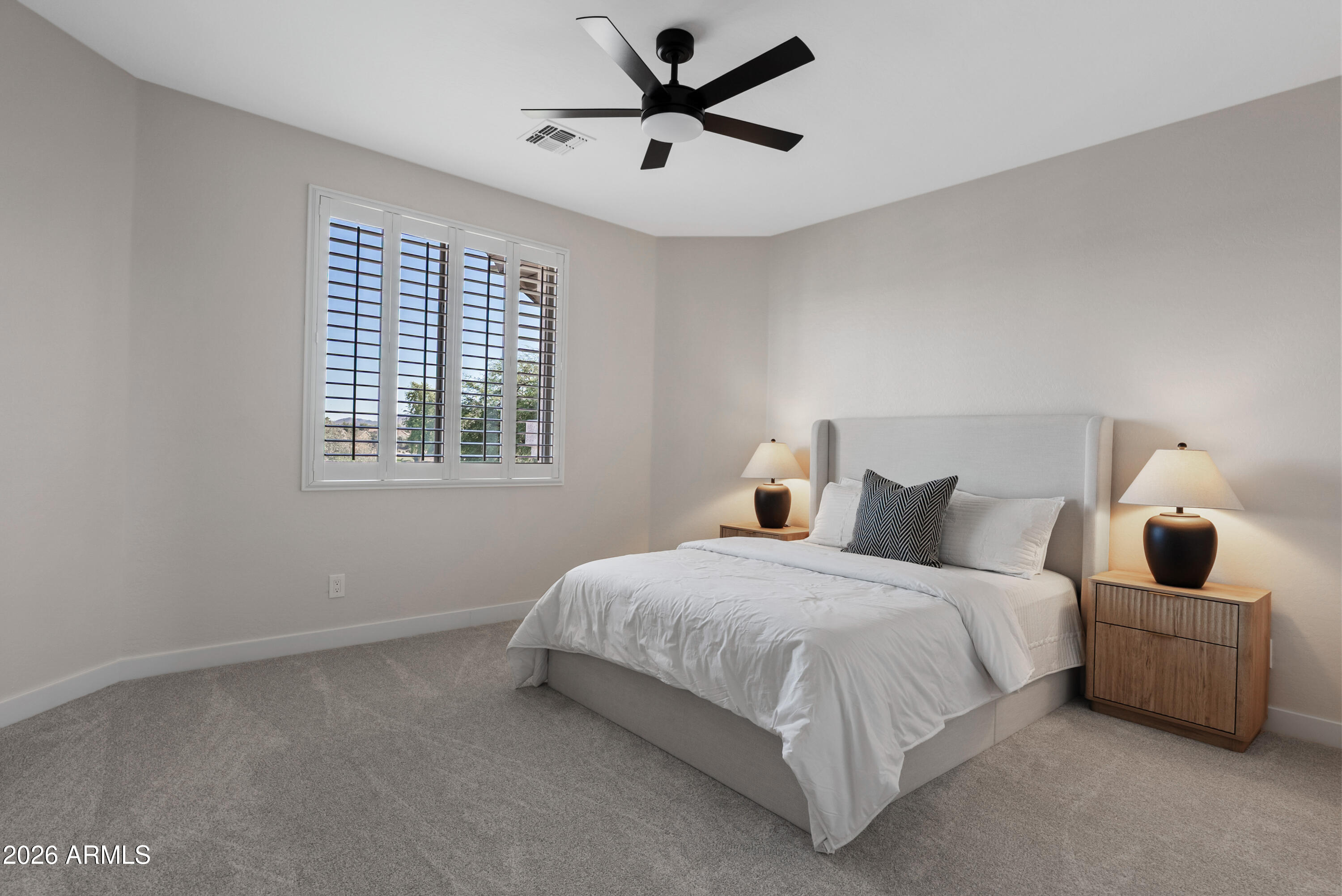 3586 E RIOPELLE Court