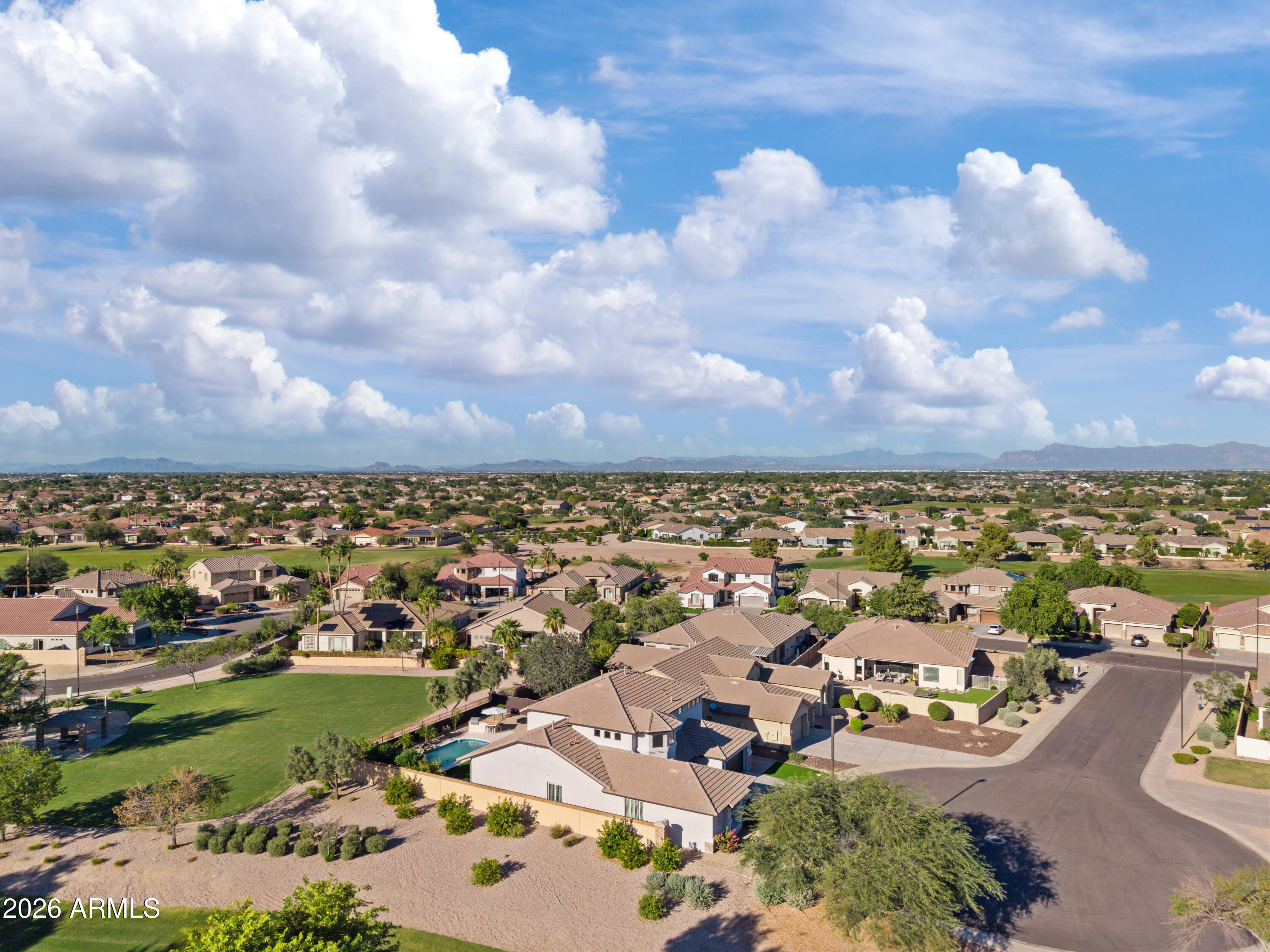3586 E RIOPELLE Court