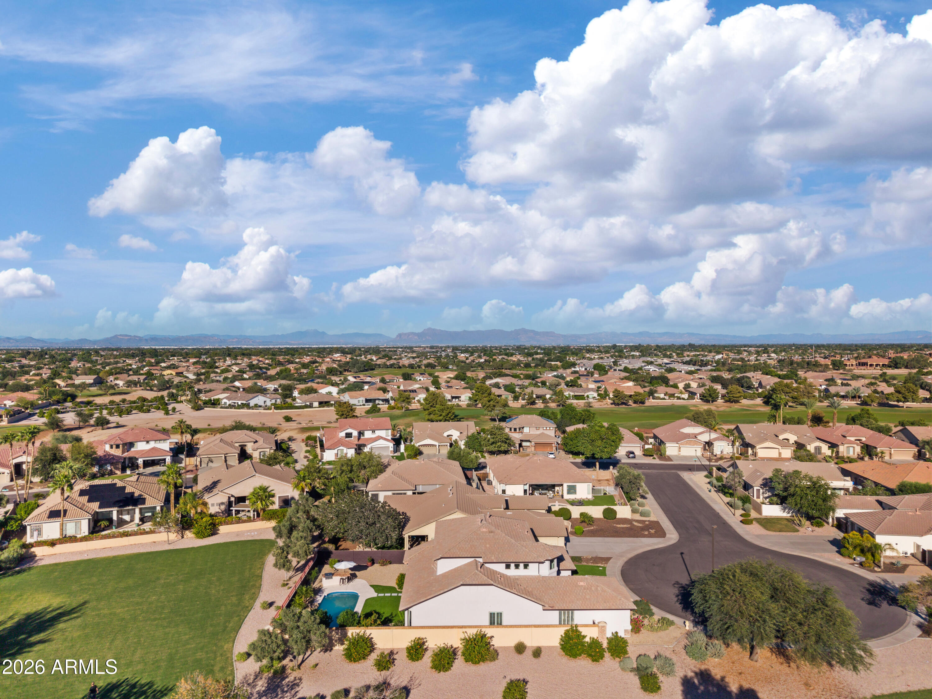 3586 E RIOPELLE Court