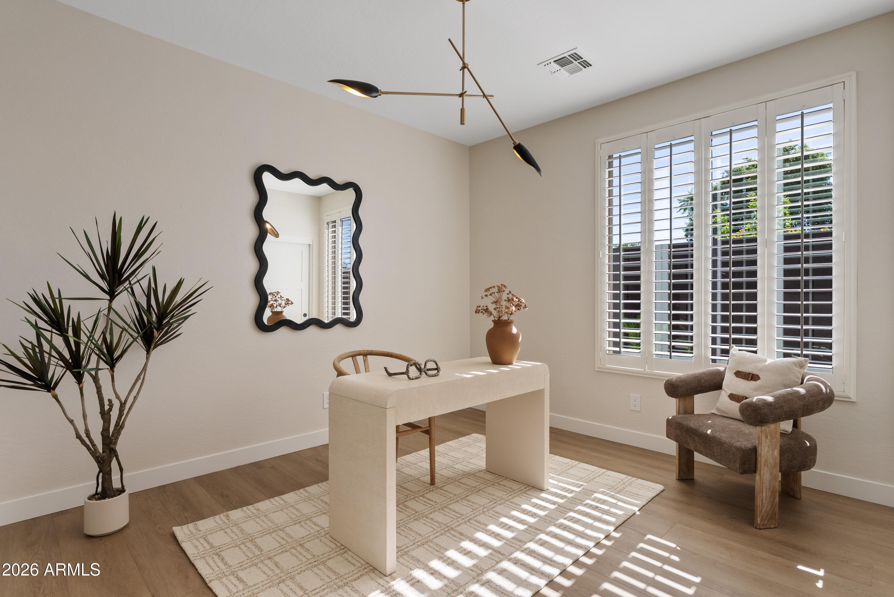 3586 E RIOPELLE Court