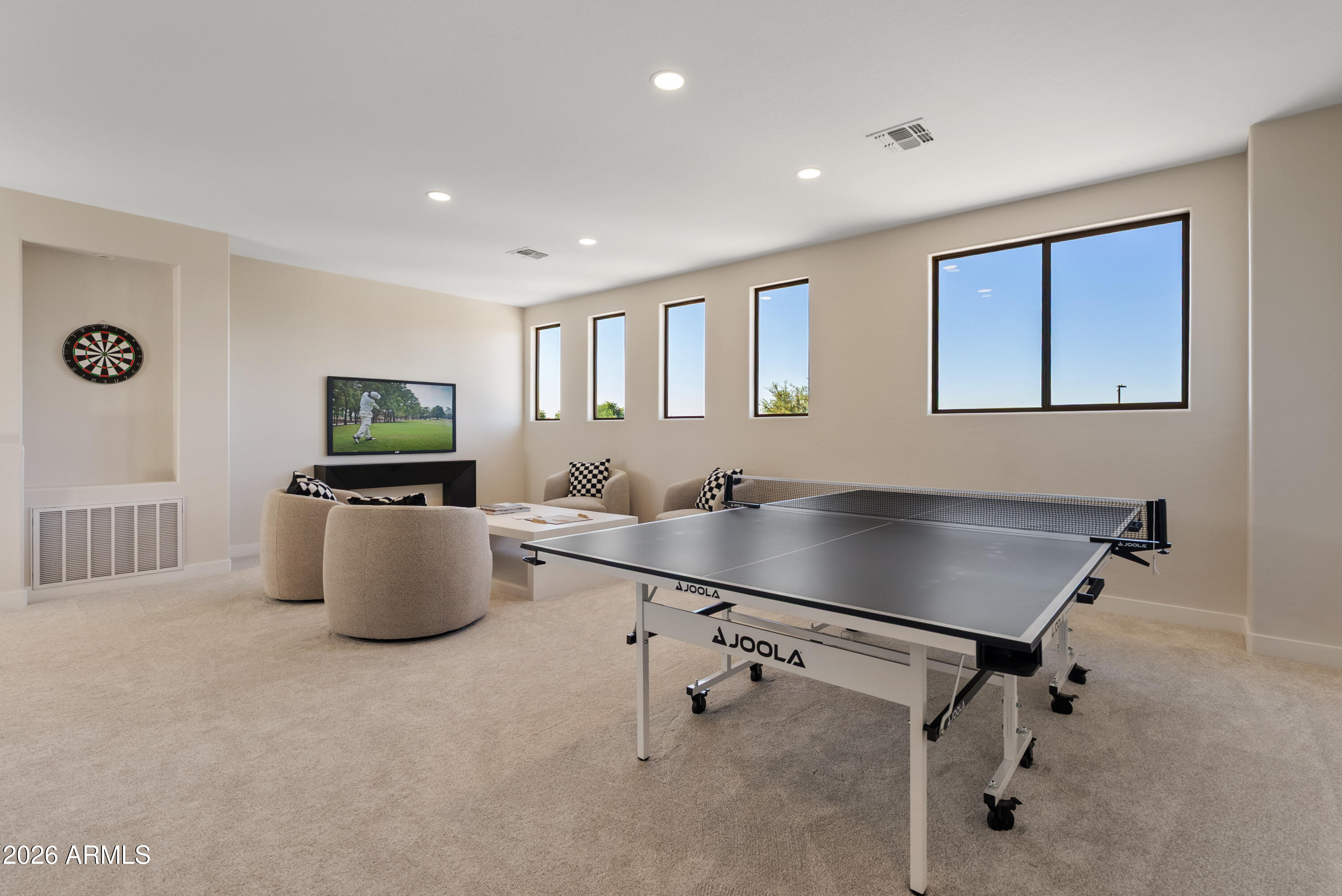 3586 E RIOPELLE Court