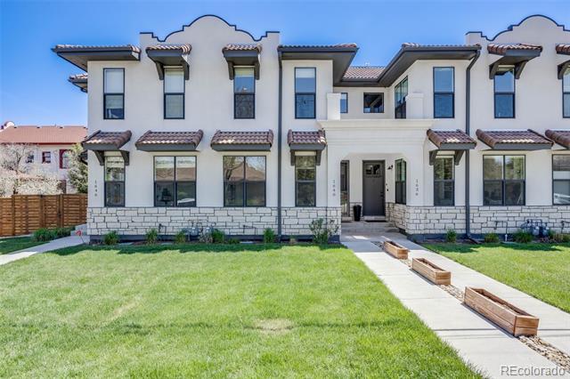 1640 Winona Court