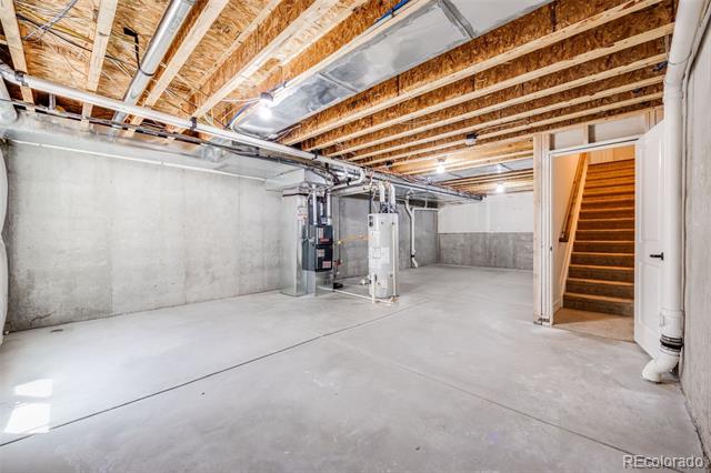 1640 Winona Court