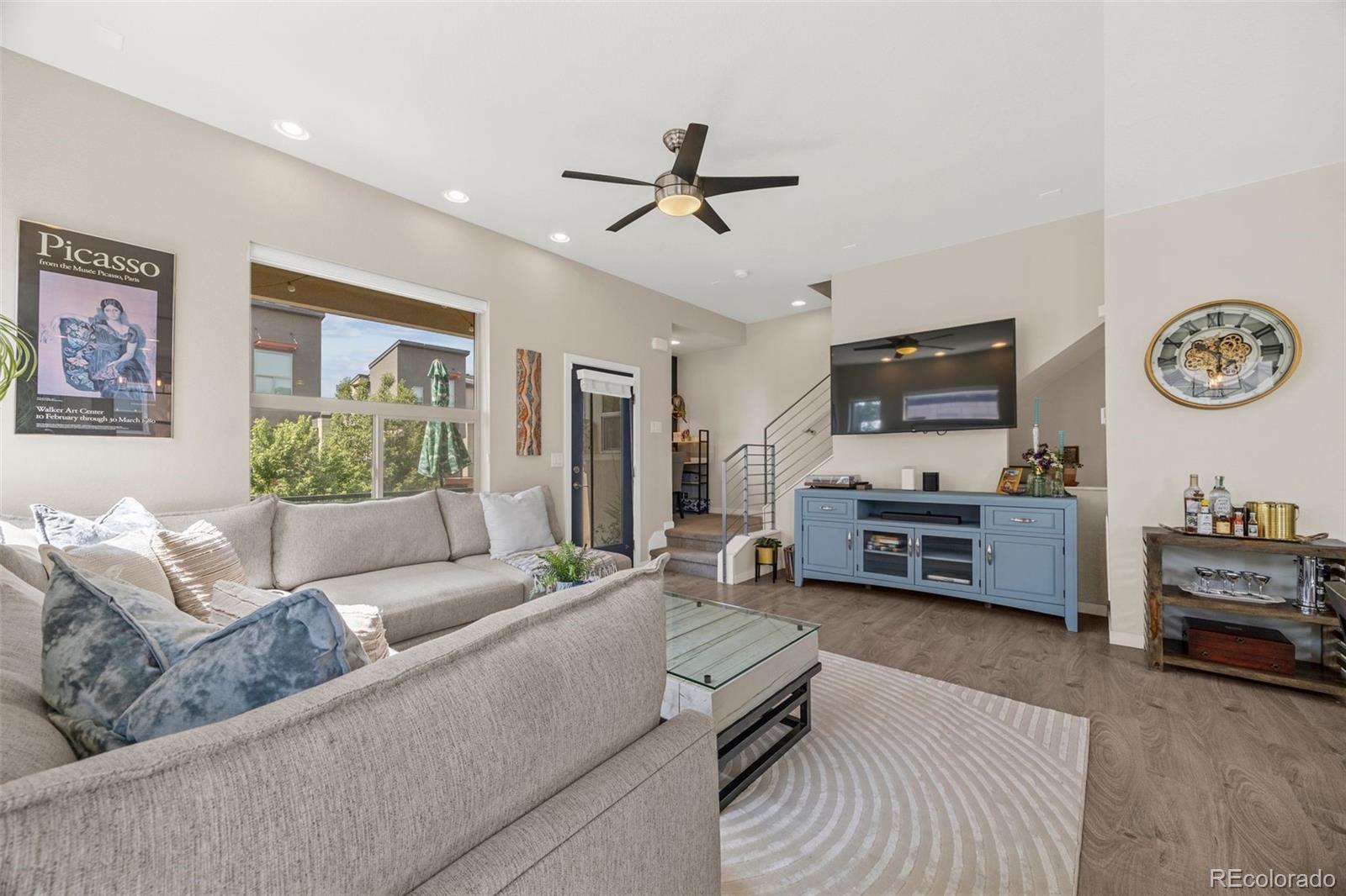 9045 E 49th Place